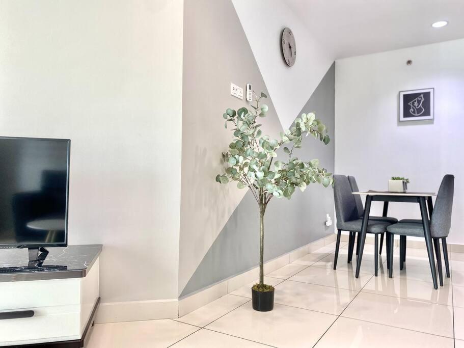 Mansion One Suites - Seaview Modern 2 Bedroom Suites George Town Eksteriør billede